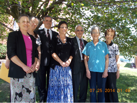 Left to Right - The Nolins Sharon, Susan, Douglas, Rachel, Ken, Nancy & Ada Margaret Hutchison